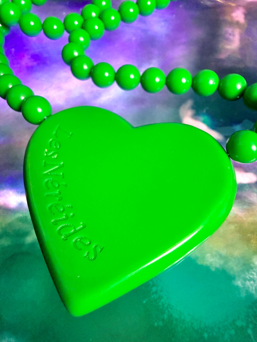 Vintage Y2K Les Néréides Green Heart Necklace