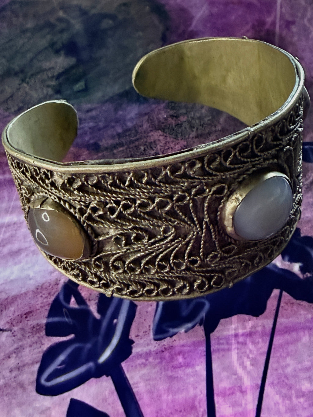 Vintage Yemeni Filigree Cuff Bracelet with Agate Stones