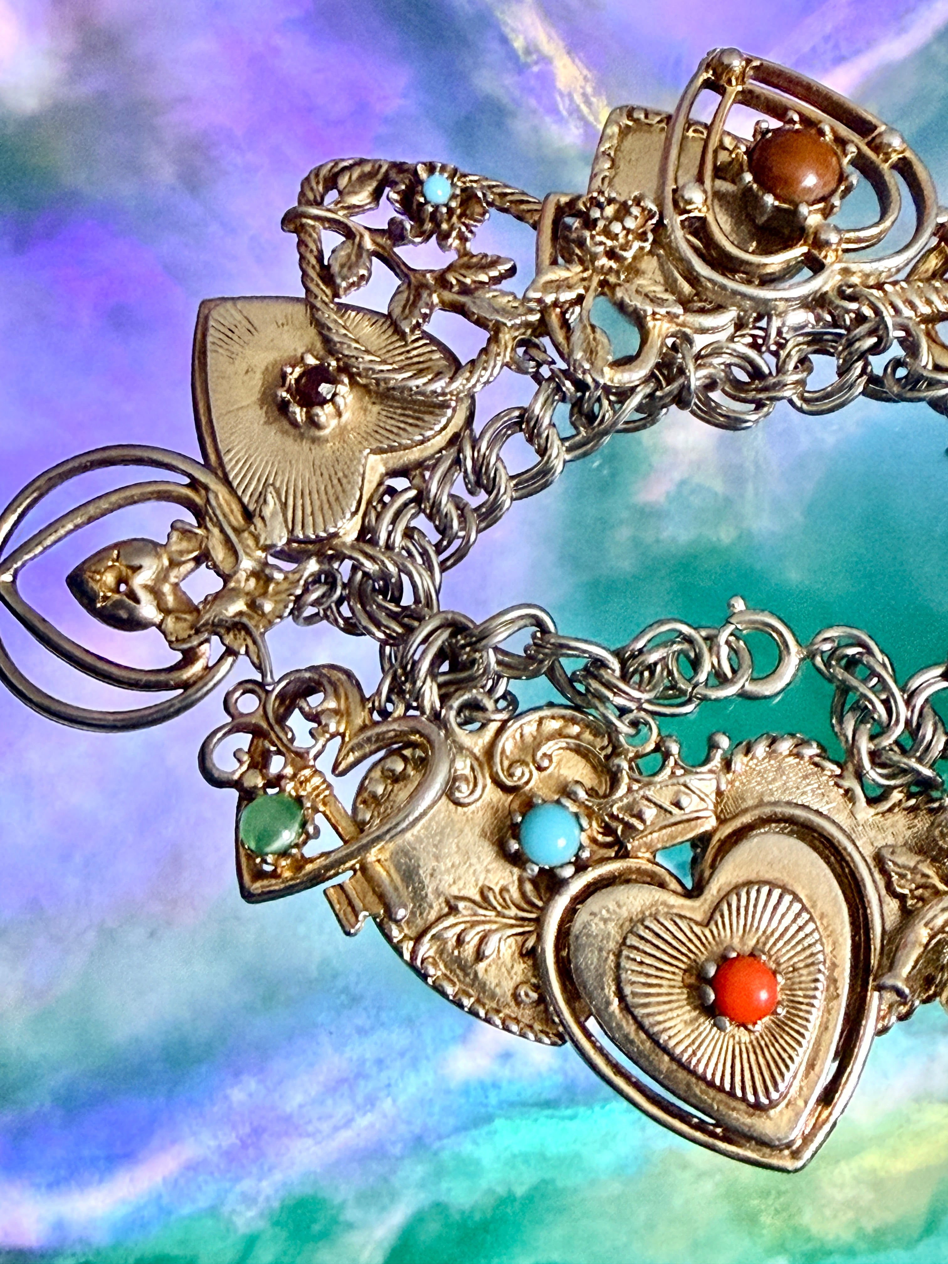 Vintage mid-century sweetheart charm bracelet