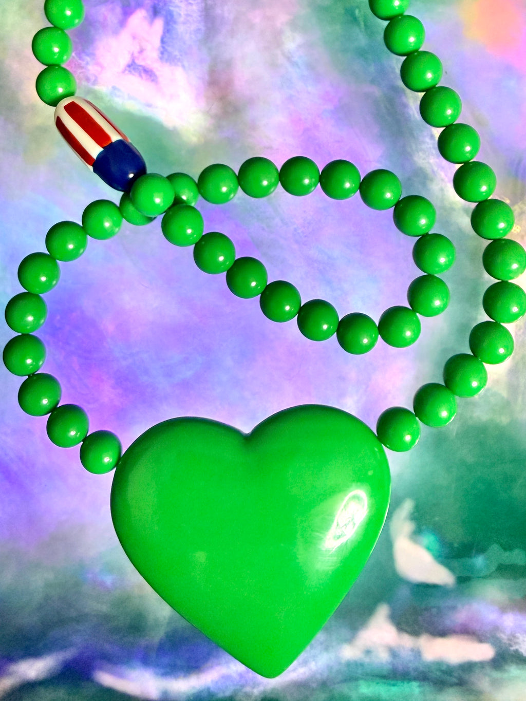 Vintage Y2K Les Néréides Green Heart Necklace