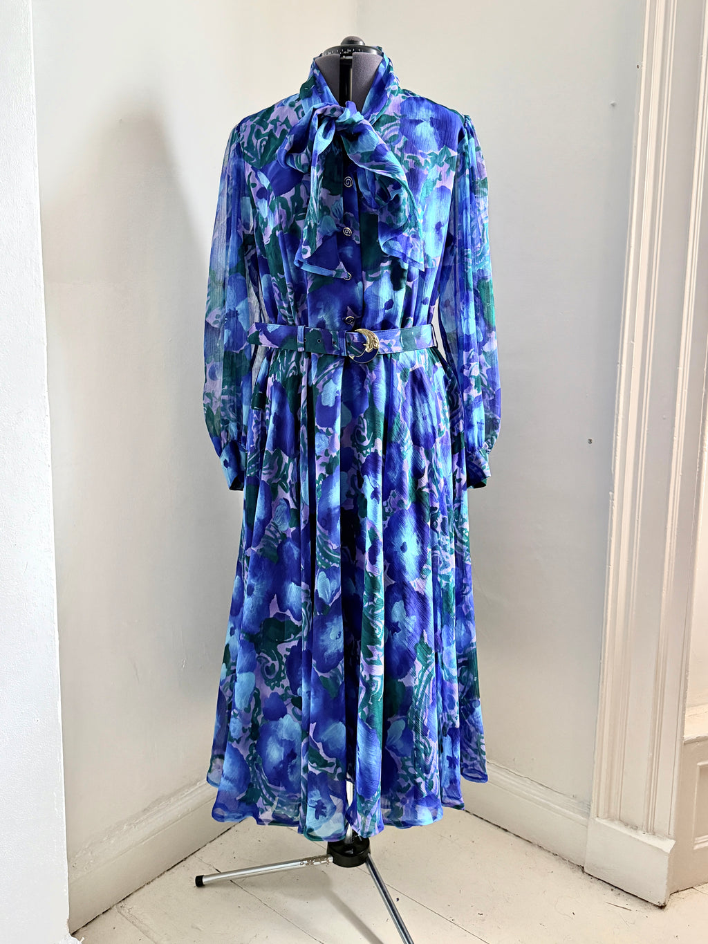 80s Stunning Blue Floral Designer Dress