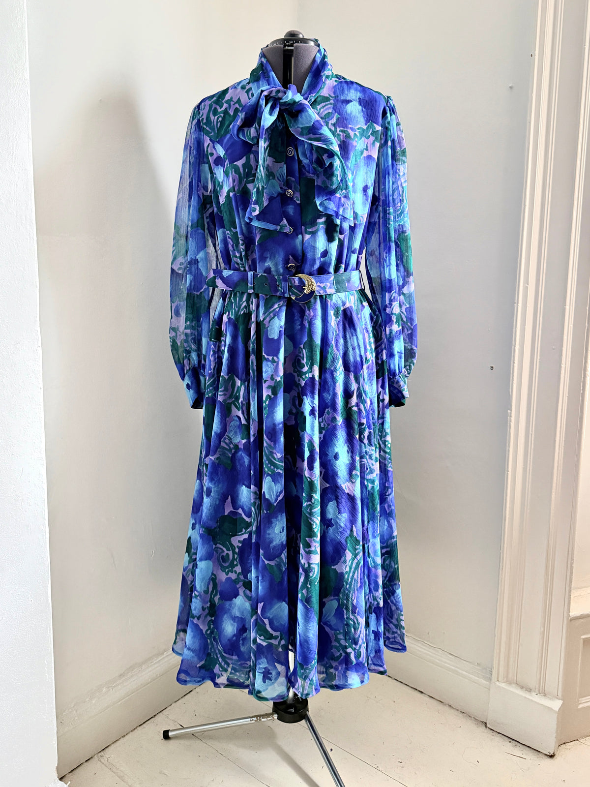 80s Stunning Blue Floral Designer Dress
