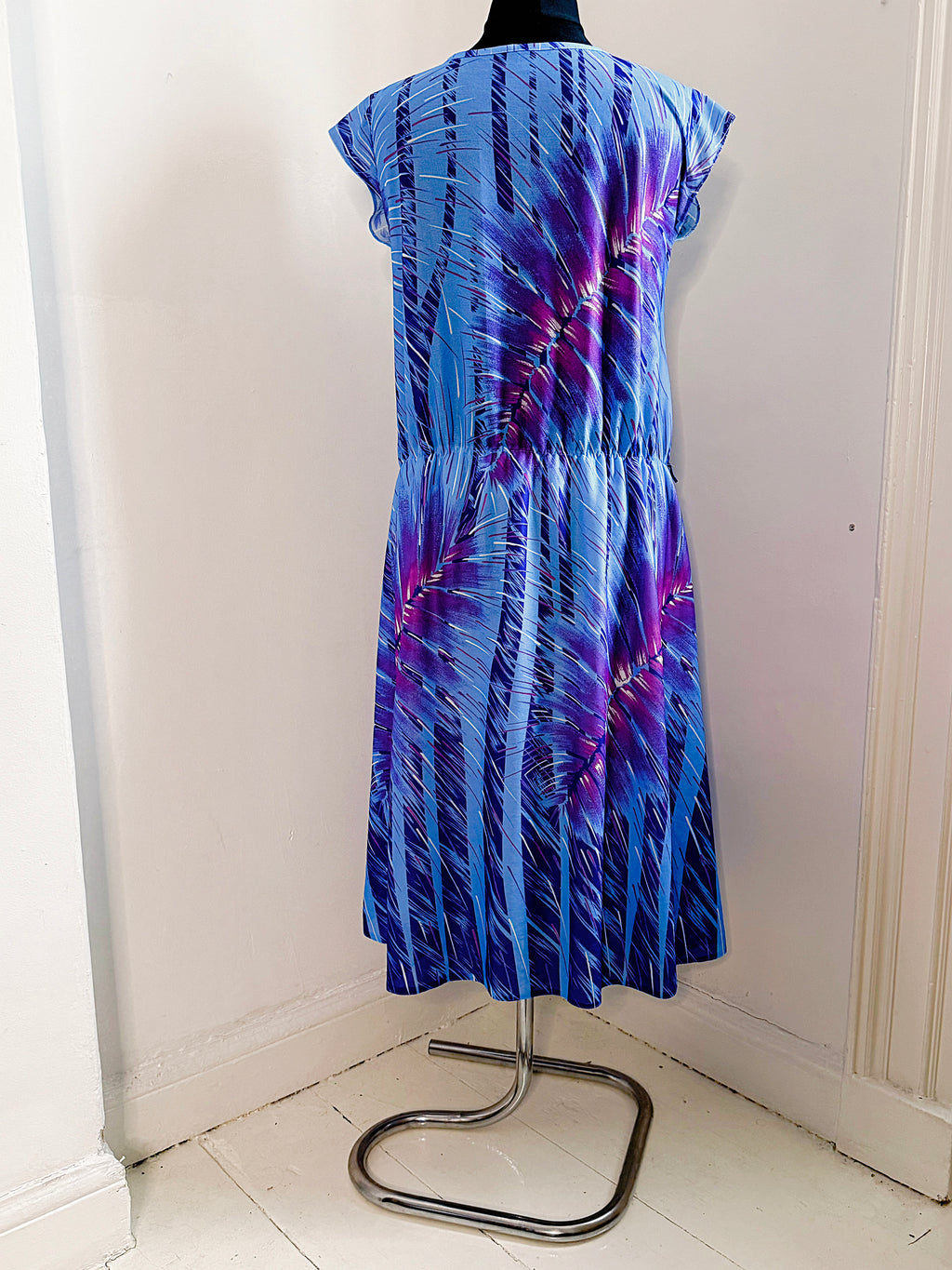 80s Feather Print Midi Dress