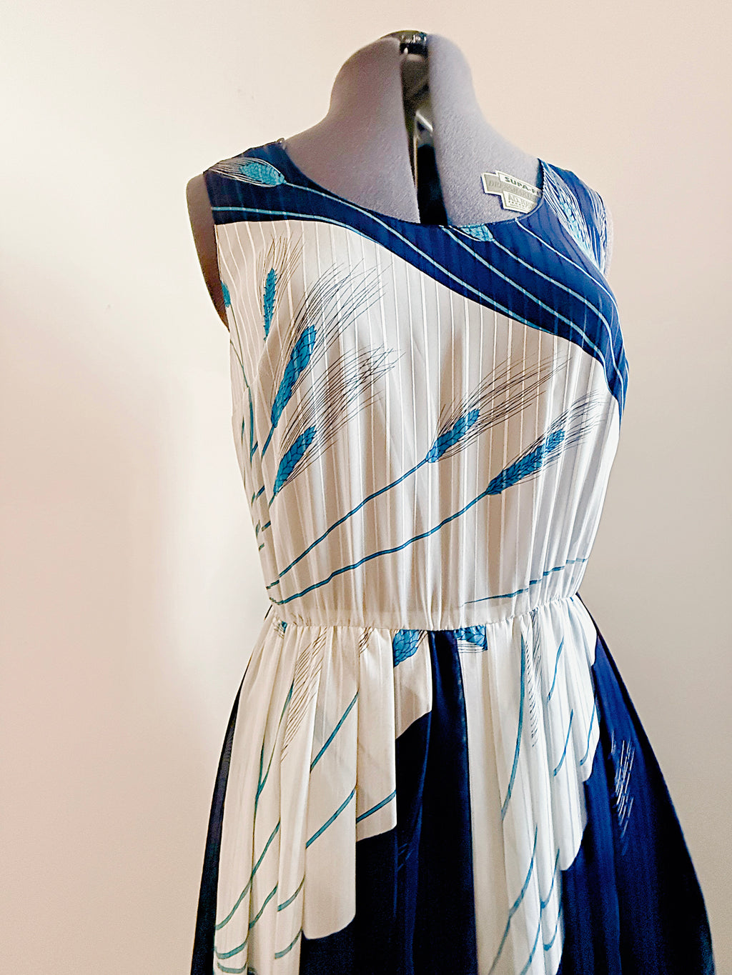 80s Quirky Wheat Dress