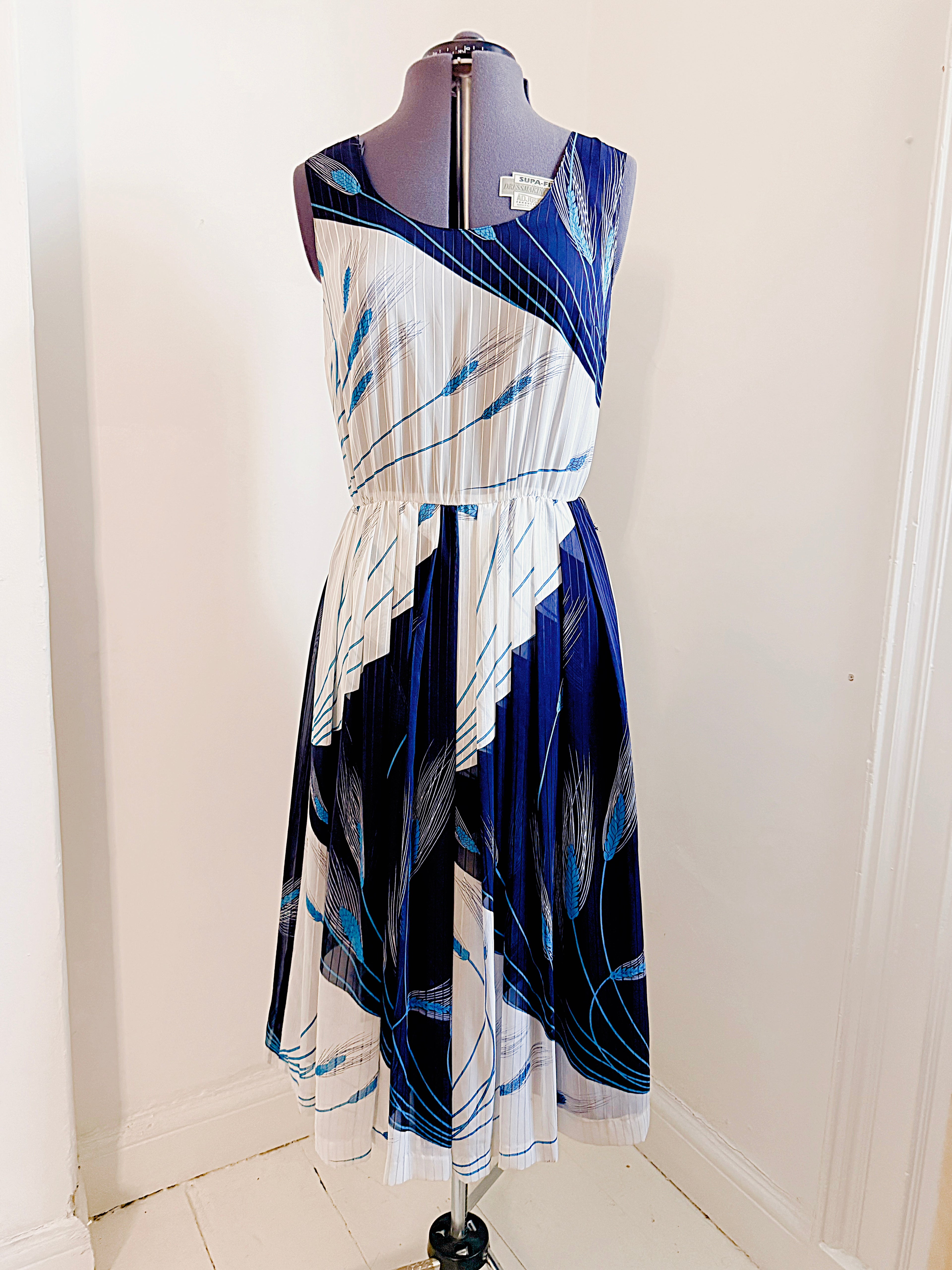 80s Quirky Wheat Dress