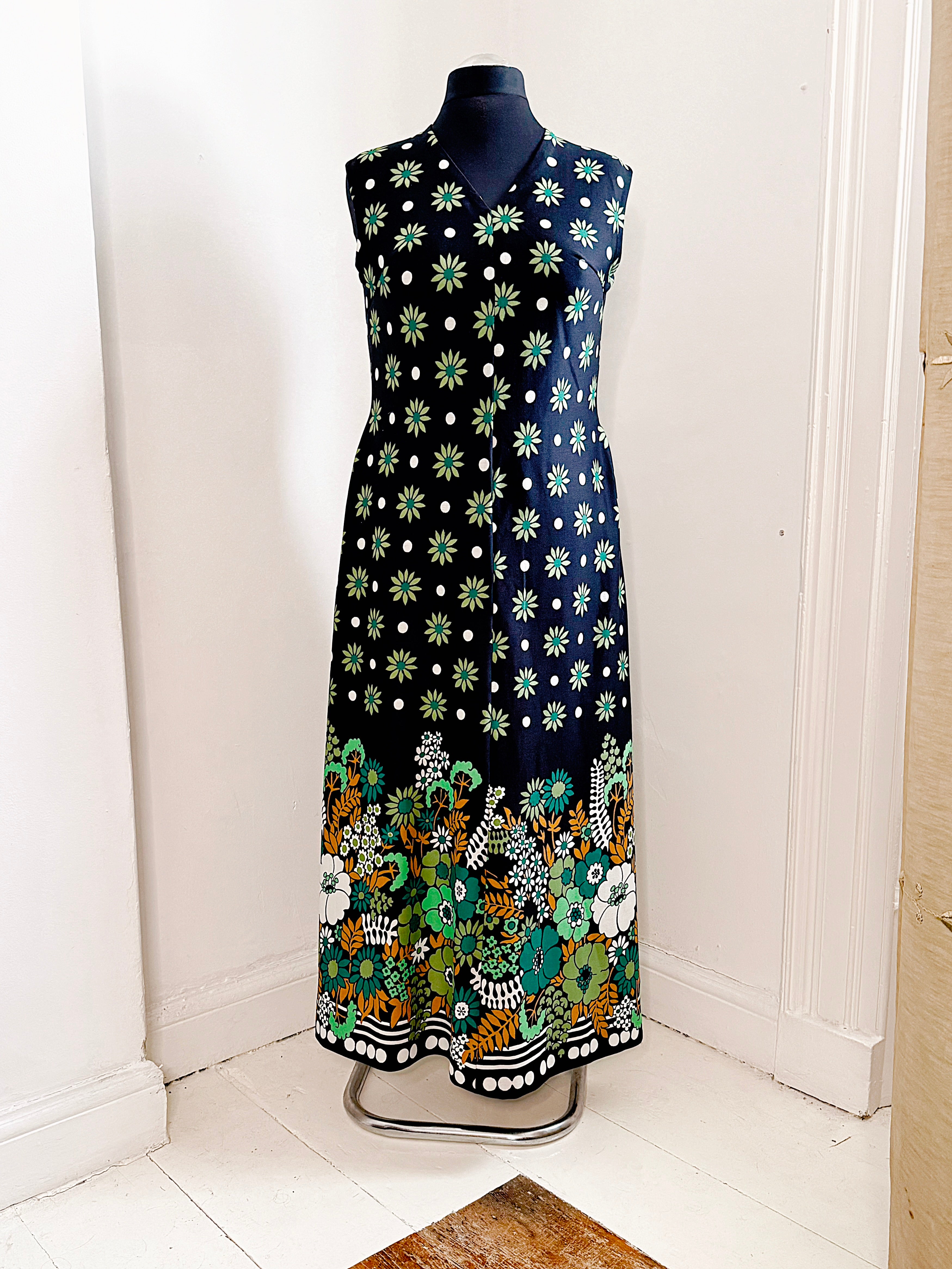 70s Flower Power Vintage Maxi Dress
